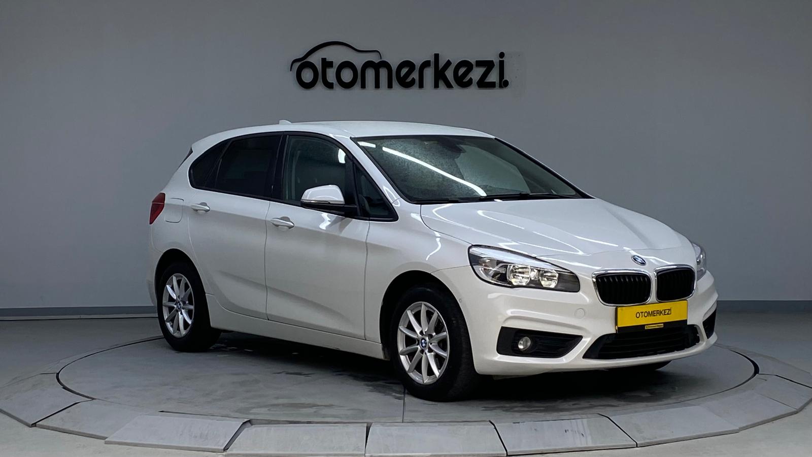 BMW 216d 10